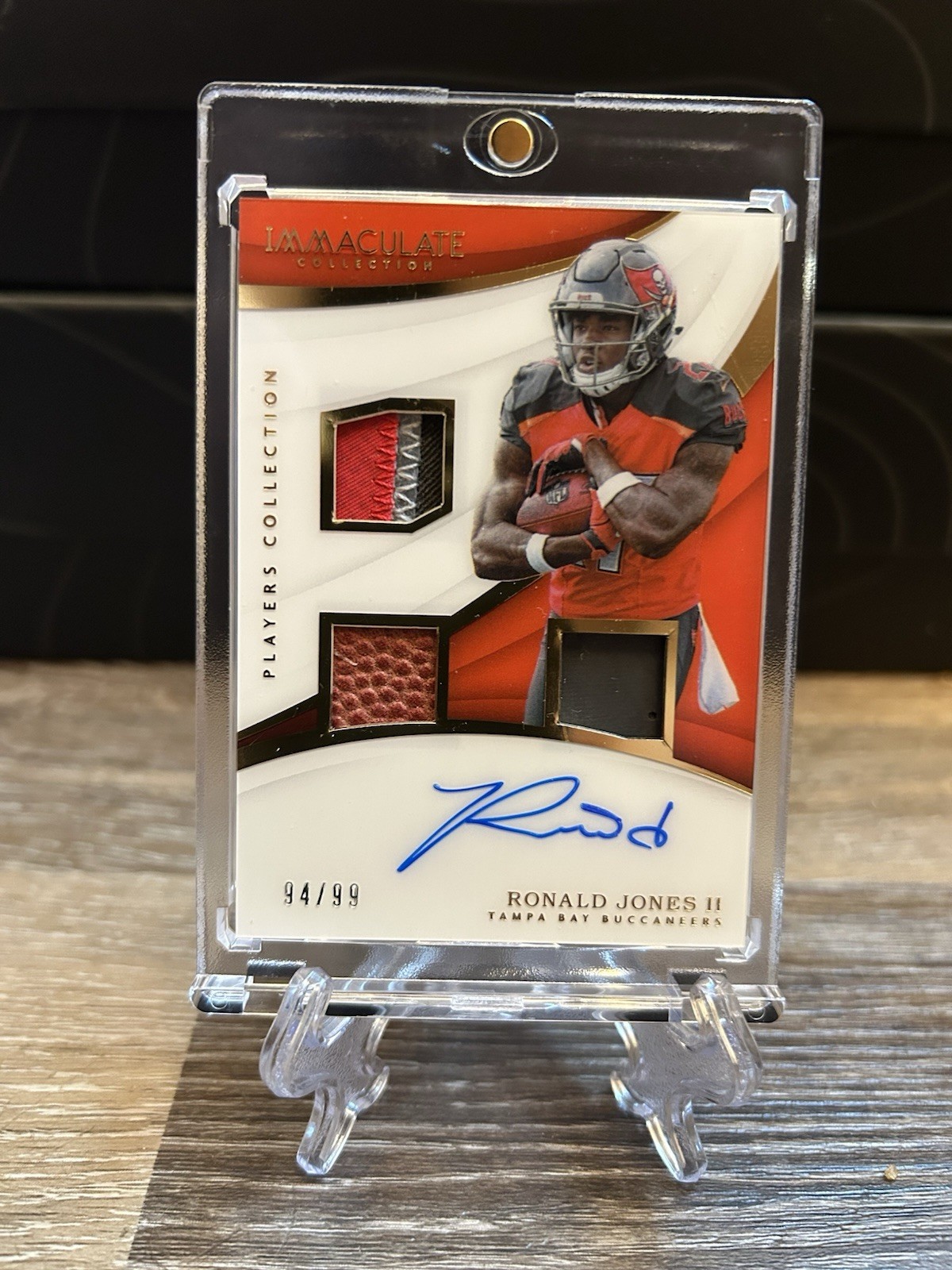2018 Immaculate Collection Ronald Jones Jr Triple Patch Auto /99 Bucs