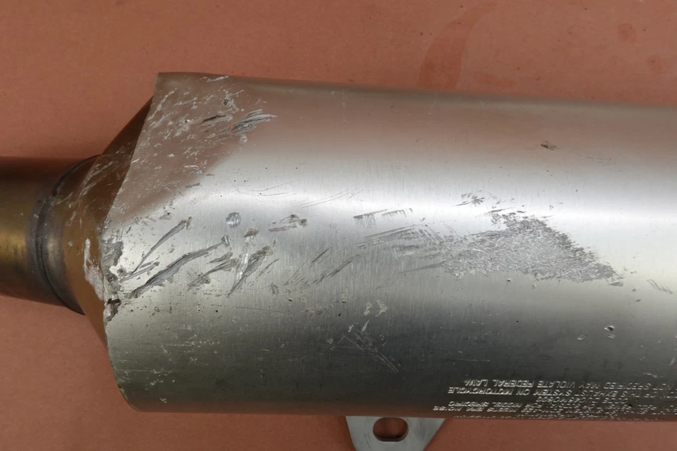 2003 02-06 Ducati Monster 620 M600 Silenciadores de escape Silenciadores Tubos Latas Foto 2 de 4