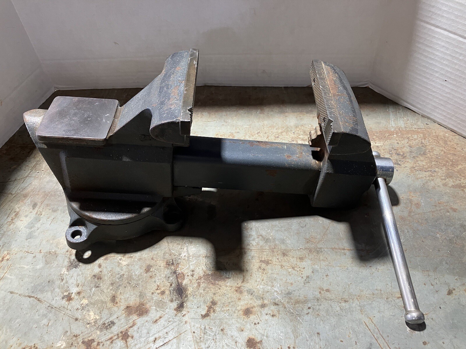 Vintage Craftsman 51871 Swivel Bench Vise; 5 1/2 in Jaws, Pipe Vise