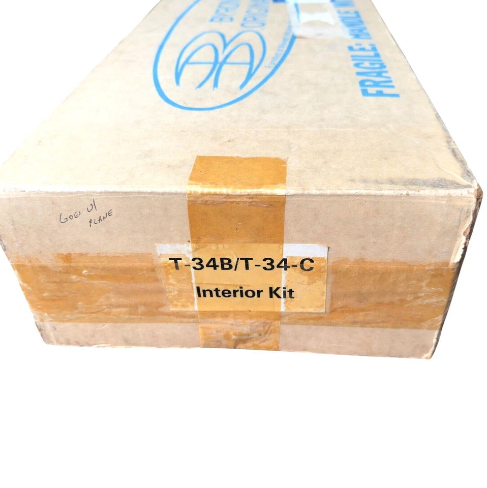 Vintage Byron Originals Beechcraft T-34B T-34C Mentor Interior Kit with Canopy - Image 2 of 4