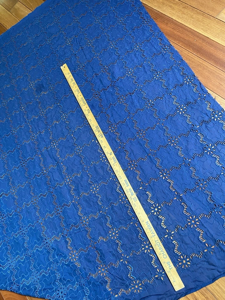 2.8yd 60% Silk 40% cotton Eyelet Embroidery all natural fabric Dress Beach Shirt - Image 4 of 4