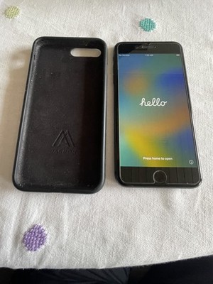 Apple iPhone 8 Plus Smartphone 64GB schwarz mit Cover Top-Zustand
