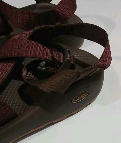 Chaco Cloud Z Sport Sandals Size 10 Burgundy Water Active Hike Buckle - Picture 3 of 11