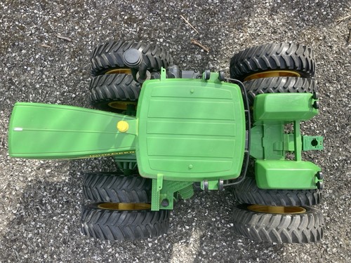 24” ERTL John Deere 9520 Radio Remote Controlled Tractor RC 1:16 Farm Toy - Picture 9 of 19