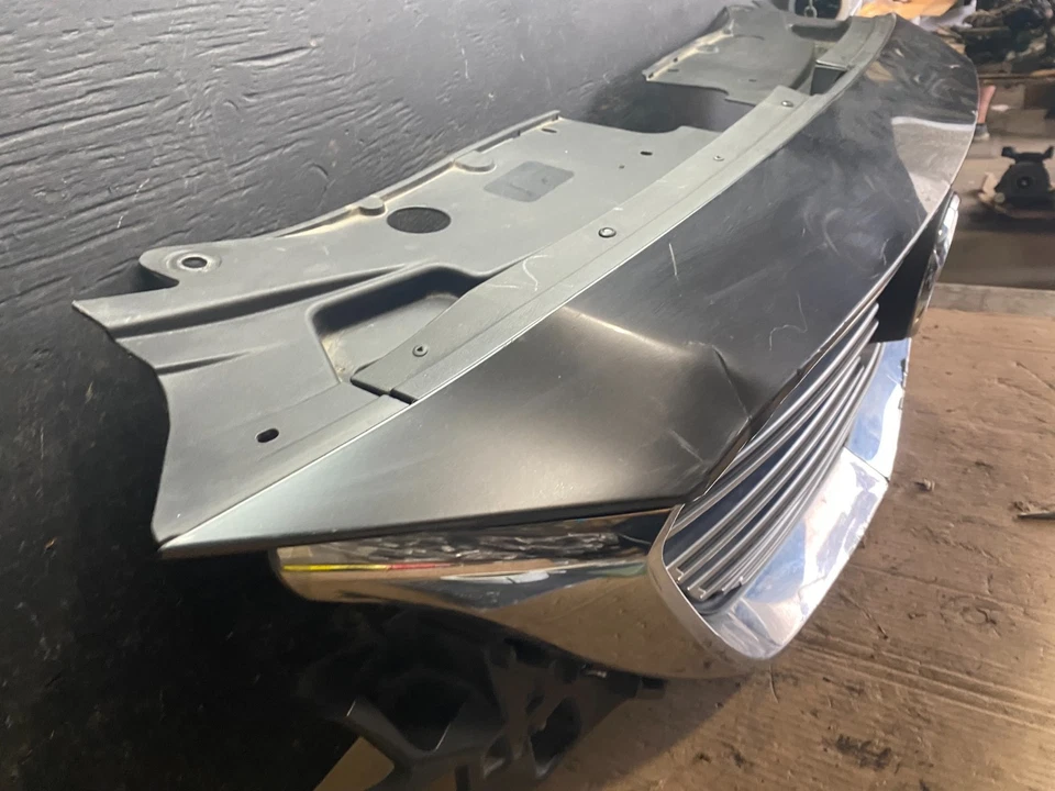 Mazda CX9 CX-9 2016 a 2023 parrilla superior delantera emblema OEM R7893 DG Foto 3 de 4