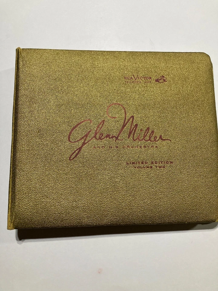 Glenn Miller EP 2 edtion Album , three 45 records RCA, Discography Listed Gold Foto 2 de 4