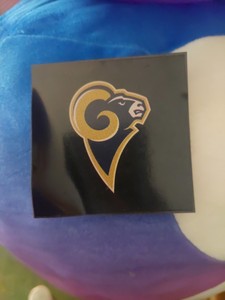 bent la rams magnet