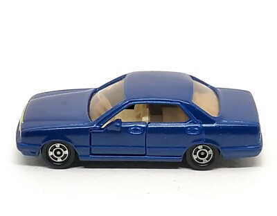Tomica Nissan CIMA Dark Blue 1/64 (3