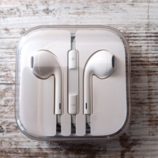 Apple EarPods In Ear Headset - White MNHF2AM/A