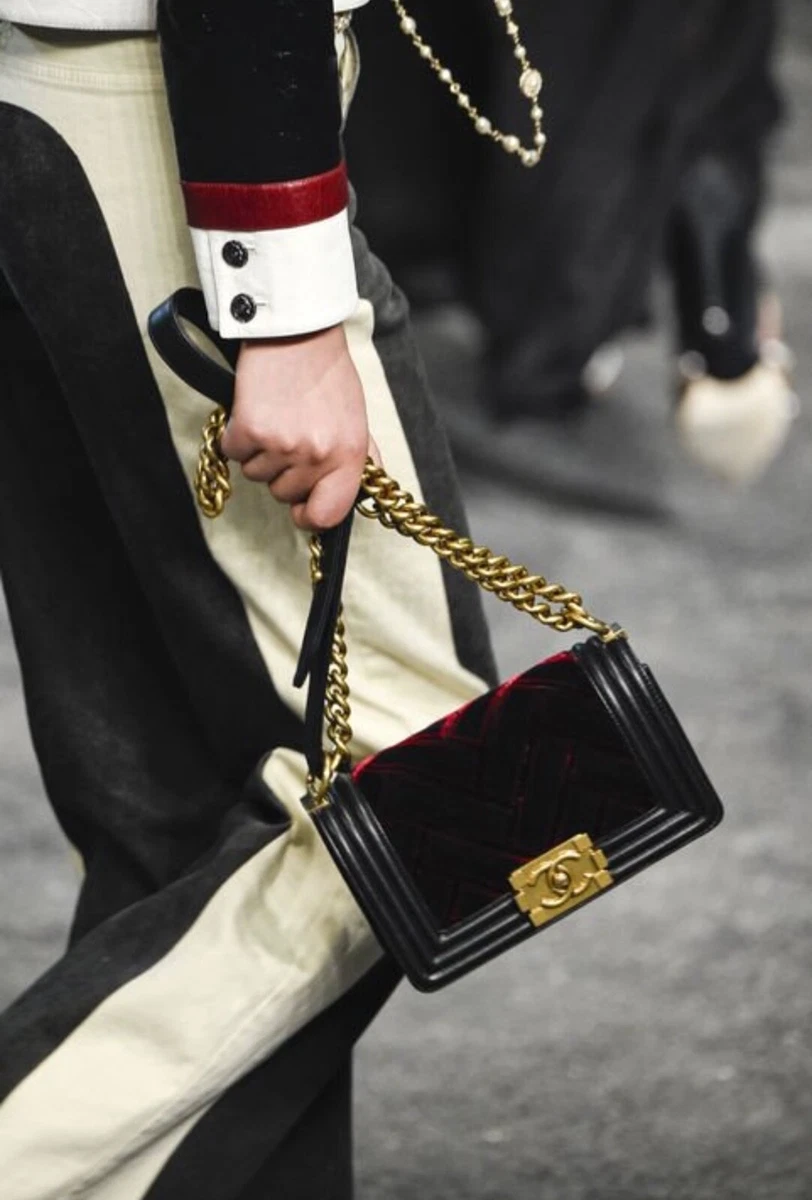 Chanel boy bag from Métiers d'Art collection 2016