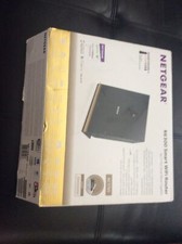 NETGEAR R6300 SMART WIFI ROUTER w/ POWER CORD & ETHERNET CORD. Original Box