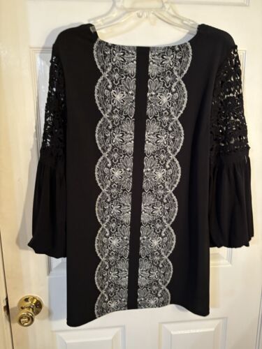 NWT Alfani Black/White Blouse Tunic Lace Accents Long Bell Crochet Sleeve Size L - Picture 2 of 9