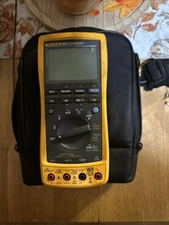 Fluke 789 ProcessMeter Digital Multimeter with Test Leads and Accessories