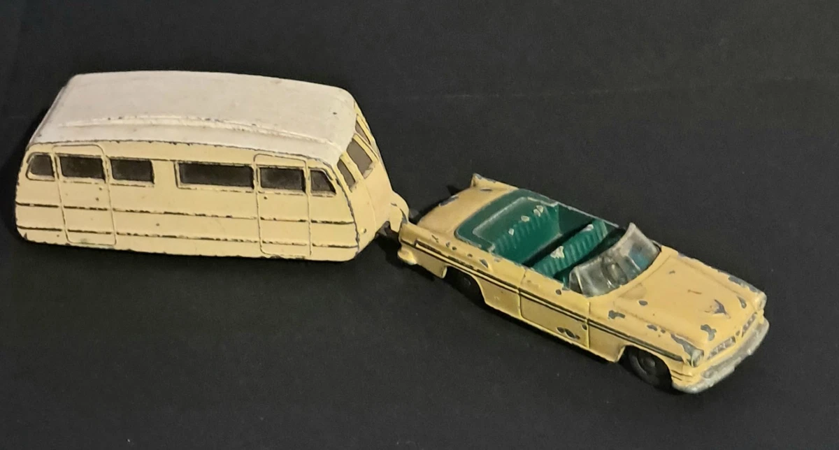 Dinky Toys 43460 – Chrysler 180 Vert Métallisé, échelle 1/43, Fabrication Française, Occasion