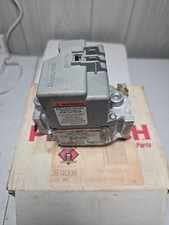 NEW Honeywell VR8205S2395 HVAC Furnace Gas Valve 60-100394-02