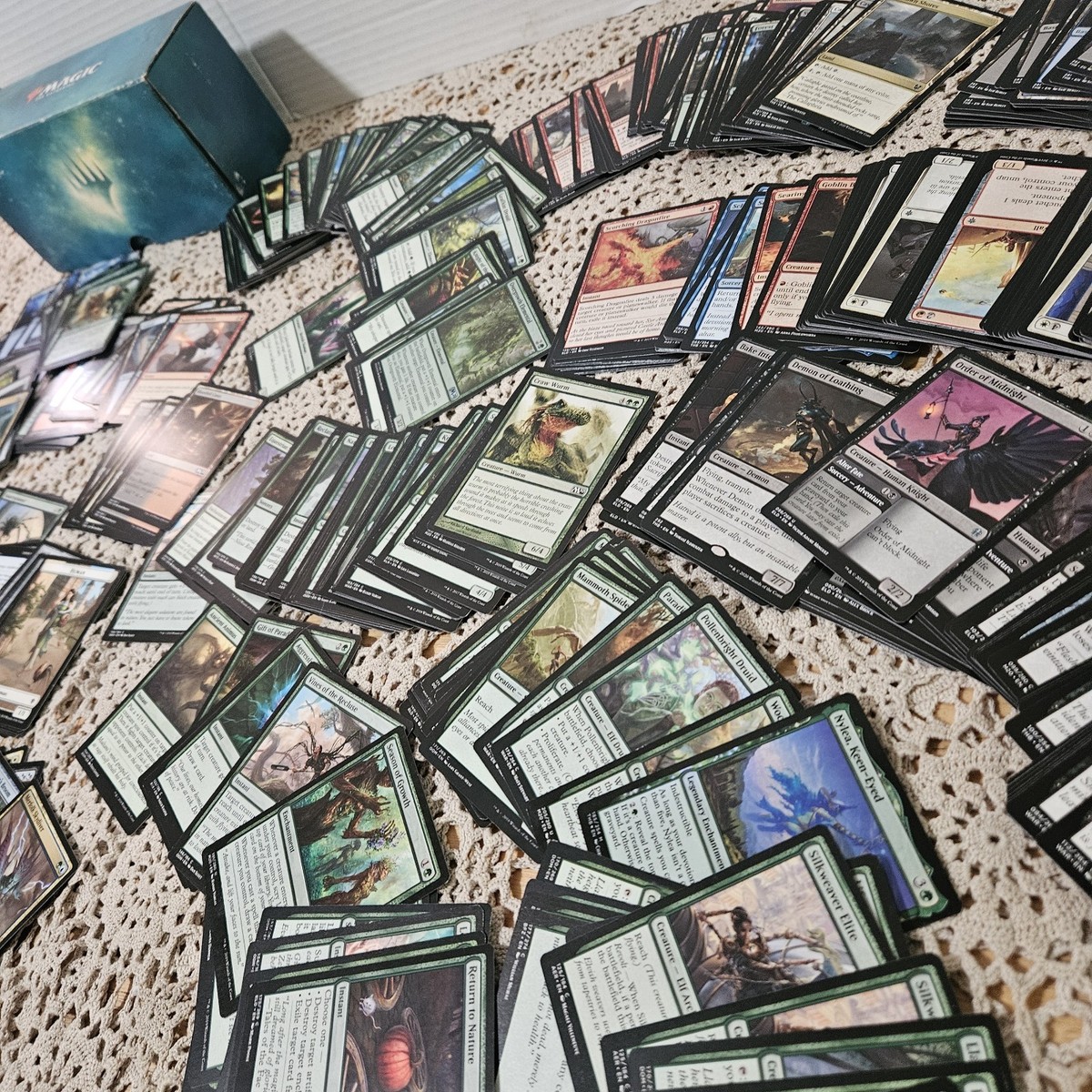 す*く様 大量 Magic: The Gathering コレクション（700枚 Lot Set MTG Magic The Gathering Cards Card collection 700 2019-20