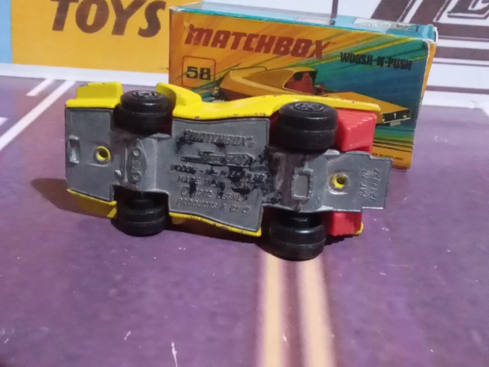 Matchbox Superfast #58. Woosh - N - Push with Reproduction Box - Image 2 of 4