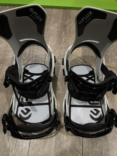 Flux Ds Small Size 2022-23 Model