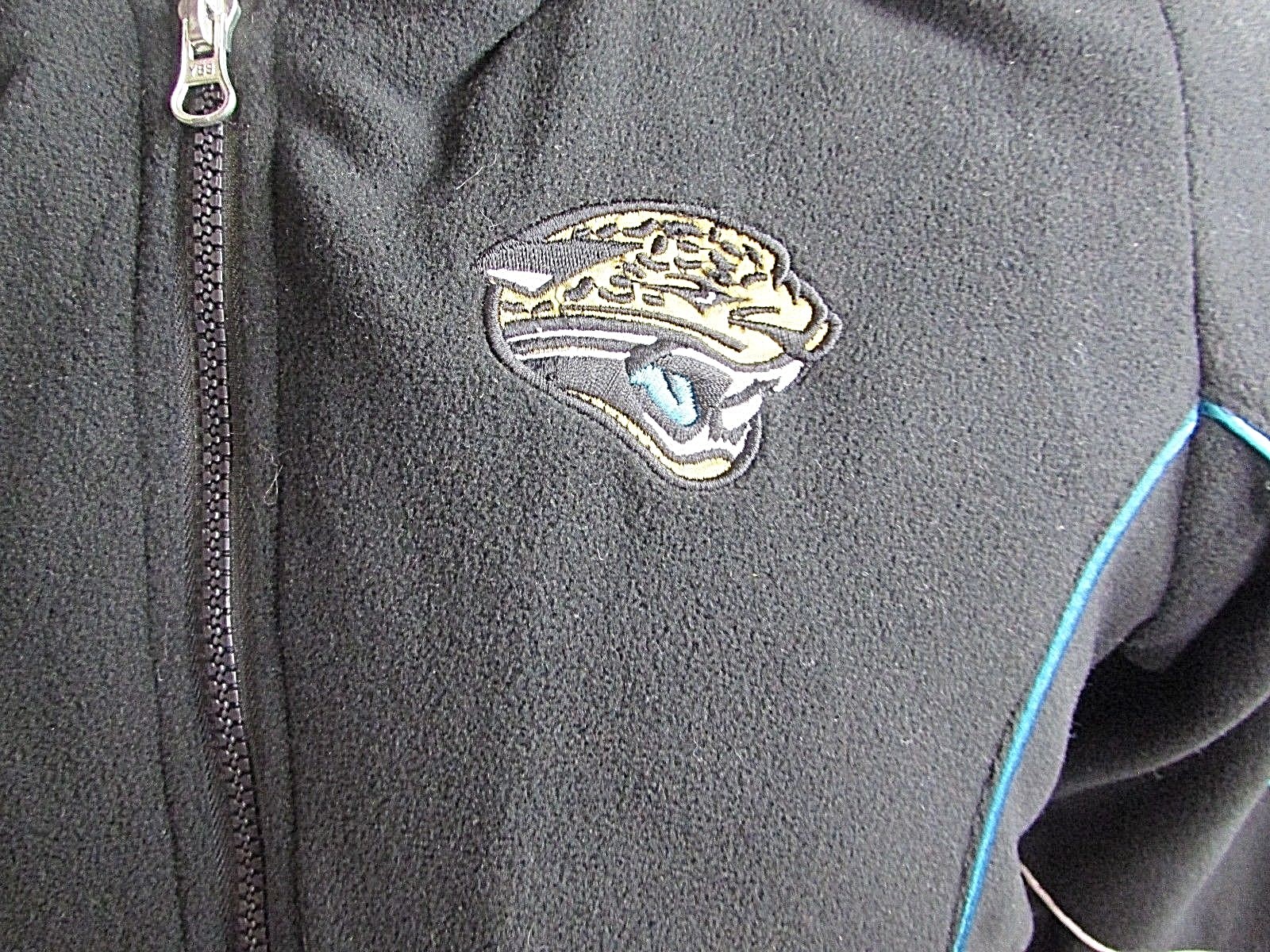 Picture 2 of 8