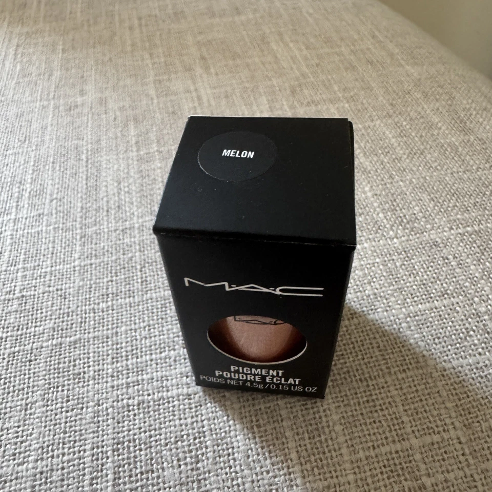 MAC PIGMENT Glitter Eye Shadow MELON Full Size New In Box - Image 3 of 4