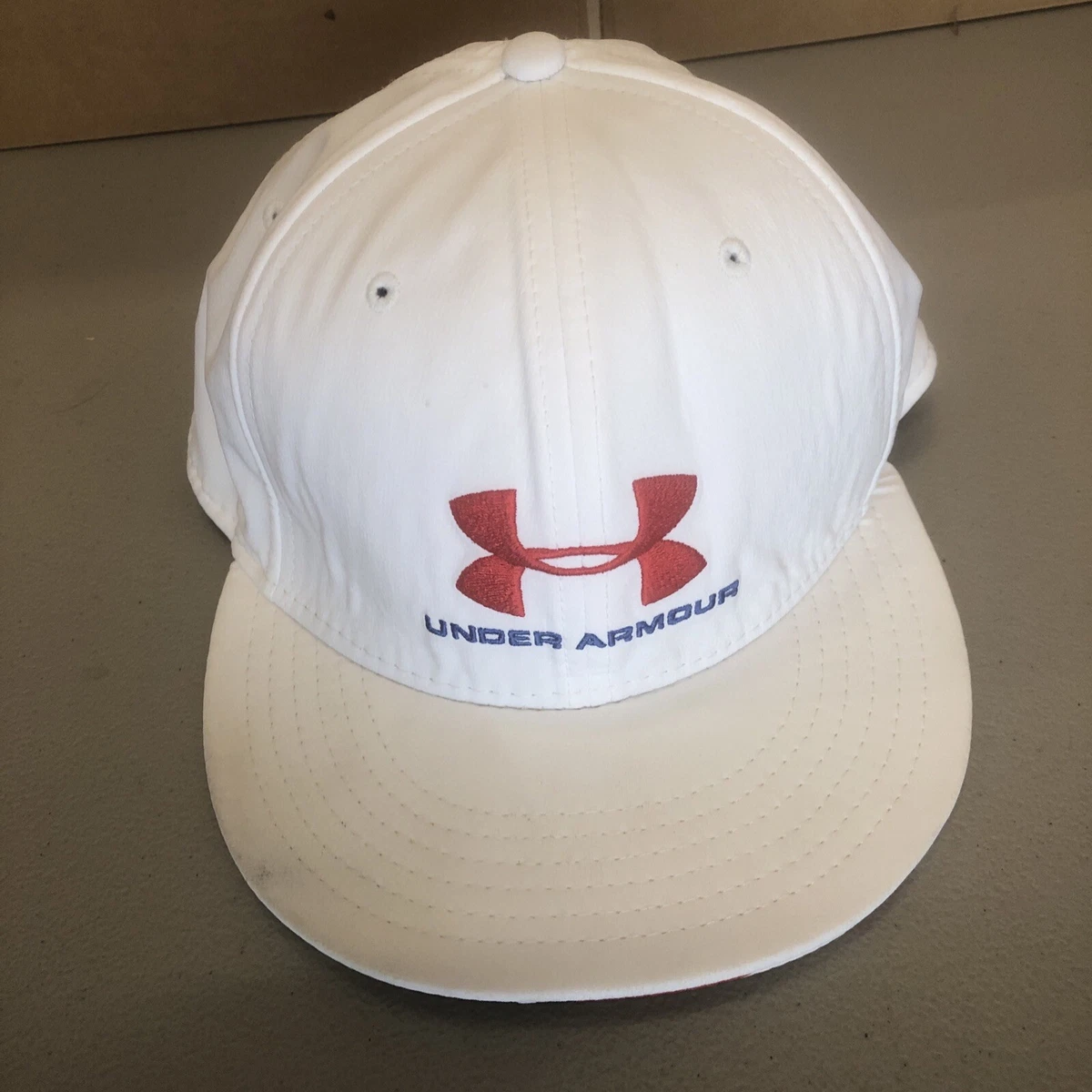 Under armour red clearance white and blue hat