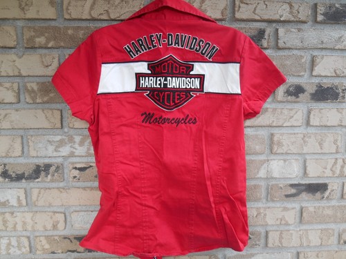 CAMISA DE MUJER GENUINA HARLEY DAVIDSON BORDADA ROJA CON CREMALLERA. TALLA S - Imagen 7 de 16