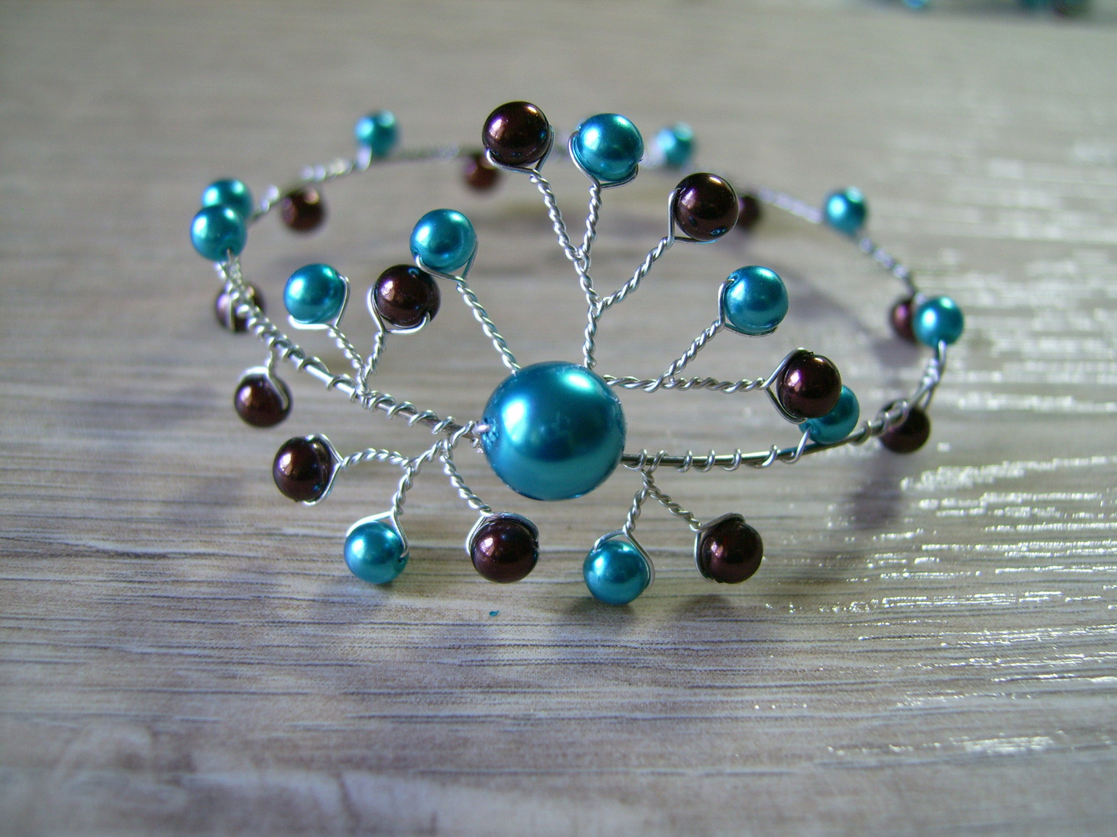 Bracelet robe de mariée turquoise et marron en perles originales raffinées
