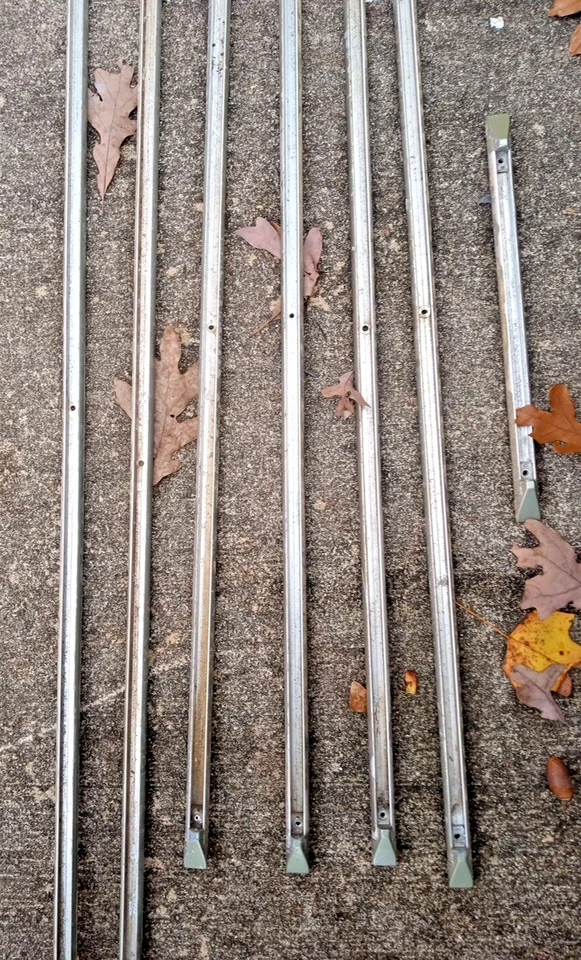 1984 年 Oldsmobile Delta 88 侧装饰套装 LOC-110DG — 第 3/4 张图片