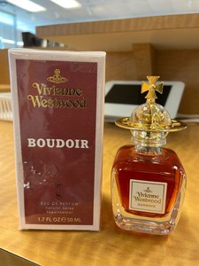 Vivienne Westwood Boudoir Original 2025 | www.epicamlv.com Vivienne Westwood Boudoir Original 2025 | www.epicamlv.com