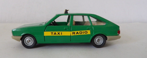 SOLIDO GAM2 NO 60 SIMCA 1308 TAXI GREEN NEAR MINT BOXED 1:43 - Picture 2 of 10