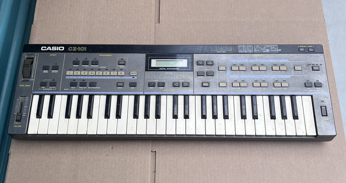 CASIO CZ-101 レア・ヴィンテージ Vintage Casio CZ-101 Digital Keyboard Synth Synthesizer