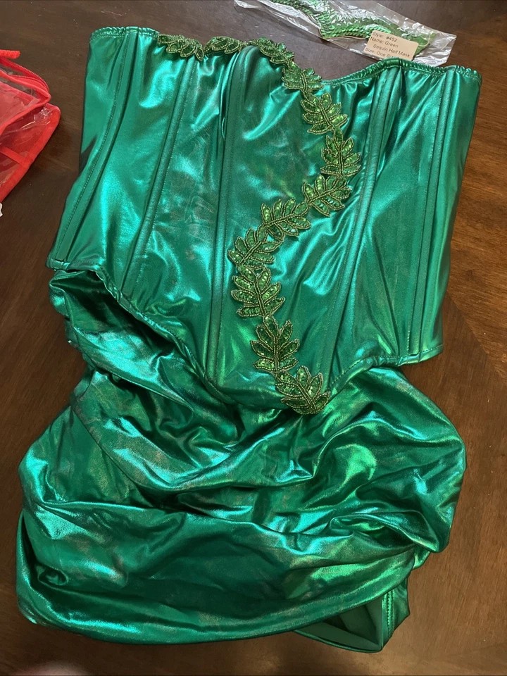 Linda Fantasia Feminina Greenthumb Mistress Roma Grande Hera Venenosa LEIA - Imagem 4 de 4