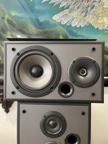 PIONEER VSX-D412-K (2) Front S-H252B-K.(2) Rear S-H152B-K.SONY Center SS-CN130. - Picture 5 of 19
