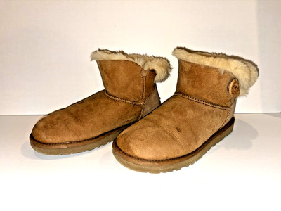 UGG Classic Mini Short Boot for Women - Size US 8 - Brown