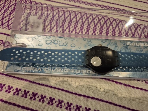 BEAUTIFUL VINTAGE 1990S SWATCH SCUBA 200WATCH. ORIGINAL BOX AND PAPERS. - Picture 8 of 9