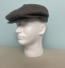 United Hatters Cap  Millinery Cap 7-7 1/8 Newsboy Style 60  s-70  s