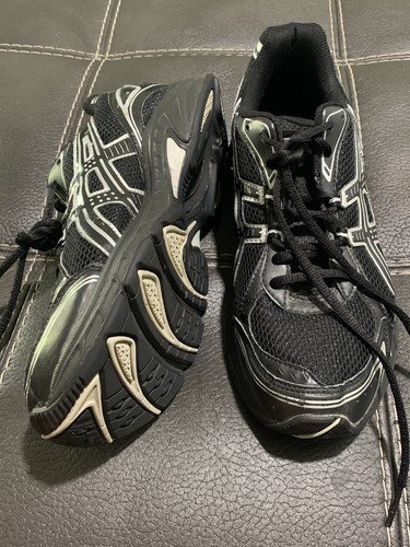 Asics Gel Donna Nero/Argento-Kanbarra 5, T075N, US 8,5 - Foto 4 di 14