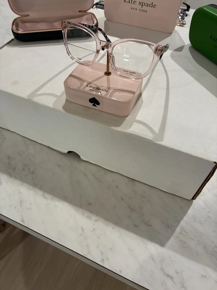 Gafas SAMARA Kate Spade New York para mujer. Descripción del color rosa Foto 2 de 4