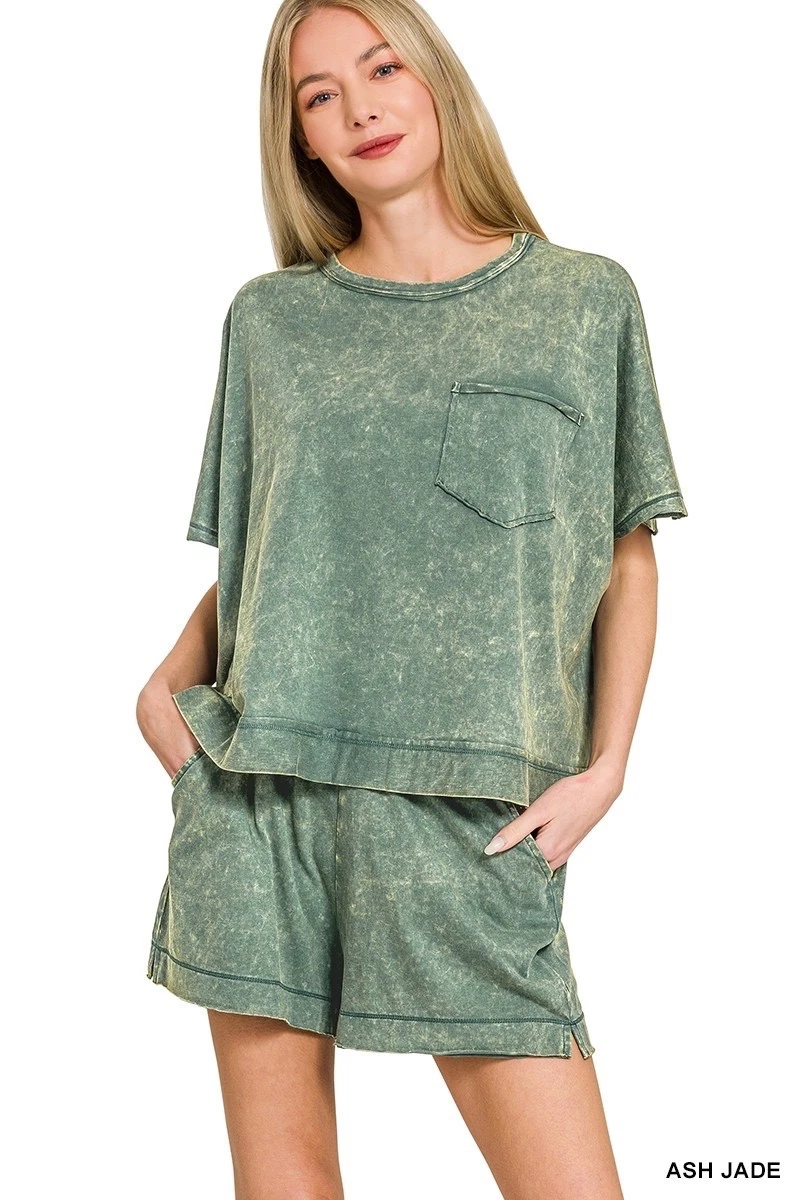 Acid Washed Oversized Top & Shorts Set - Ash Jade - L
Opens in a new window or tab