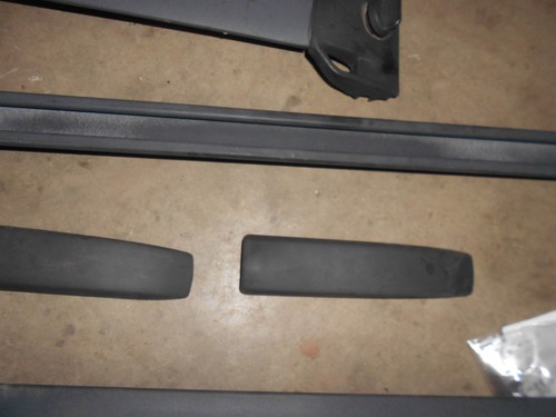 2008-2010 Chrysler Town and Country Roof Rack - Picture 5 of 10