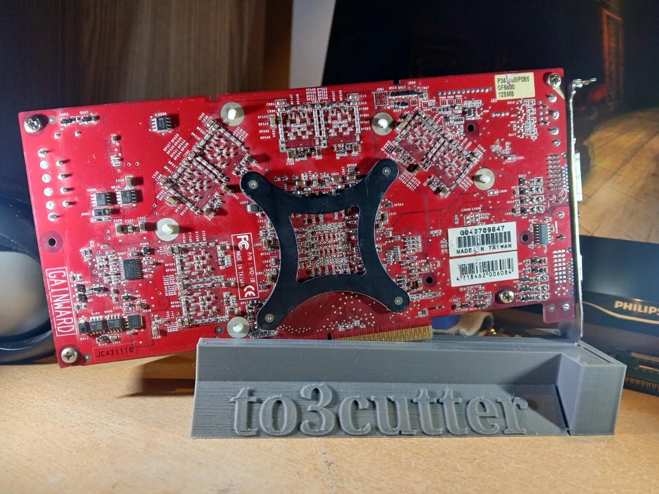 RETRO GAINWARD GEFORCE 6800 / FX 4000 QUADRO 128MB AGP4X - TESTED WORKING ! - Image 4 of 4