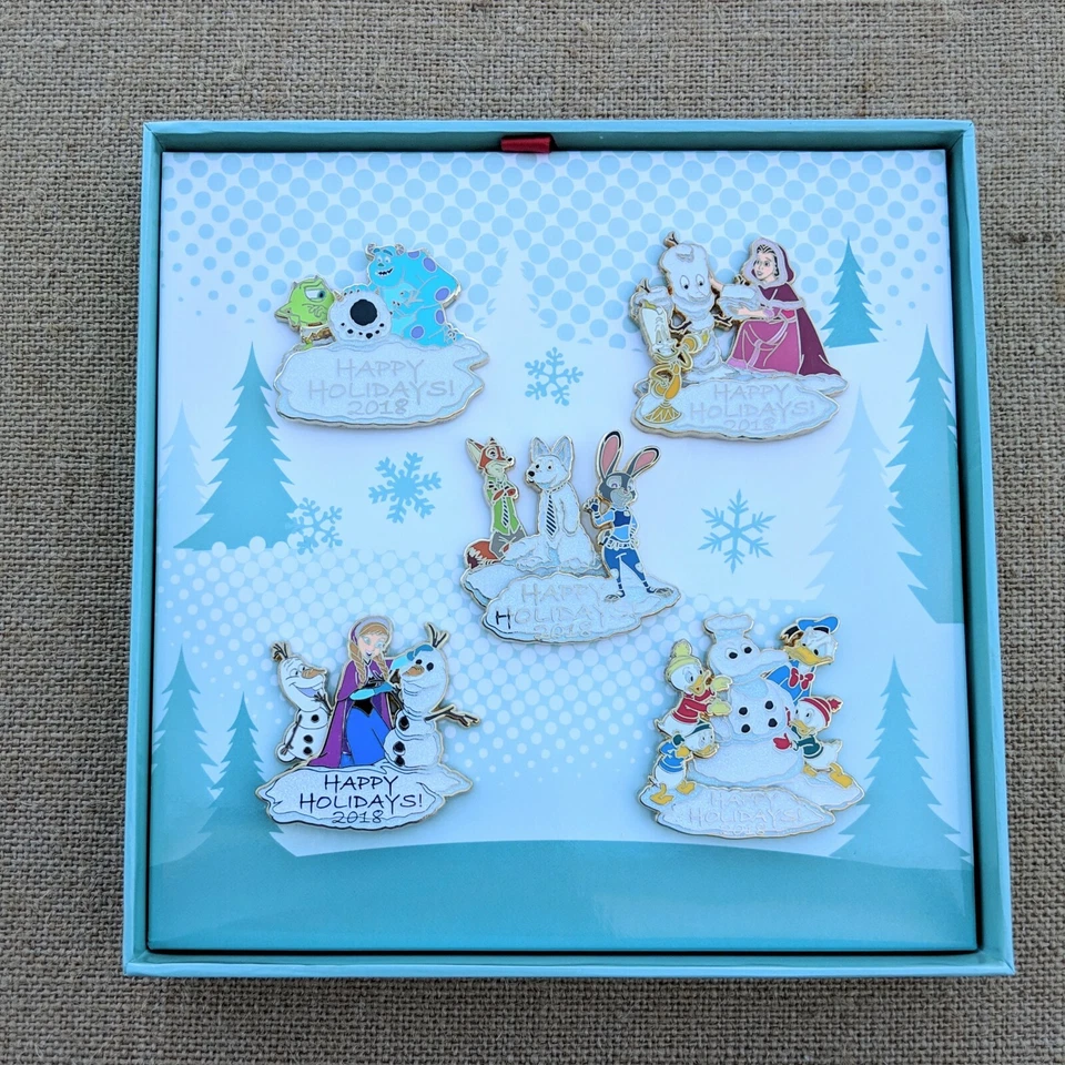 Juego de 5 prendedores Happy Holidays muñeco de nieve 2018 Navidad Frozen Anna Olaf LE 1000 Foto 2 de 4