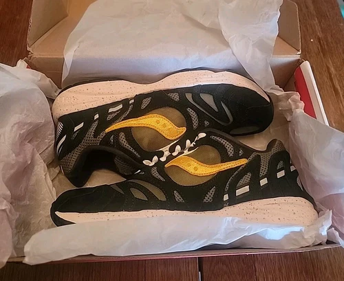 Saucony Grid Azura 2000 Black Yellow Mens 9 Womens 10.5 New In Box See Dscrptn