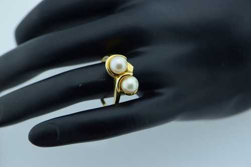 14K Yellow Gold 2 Pearl Ring with 6.7 mm. Pearls, Size 9 - Picture 2 of 6