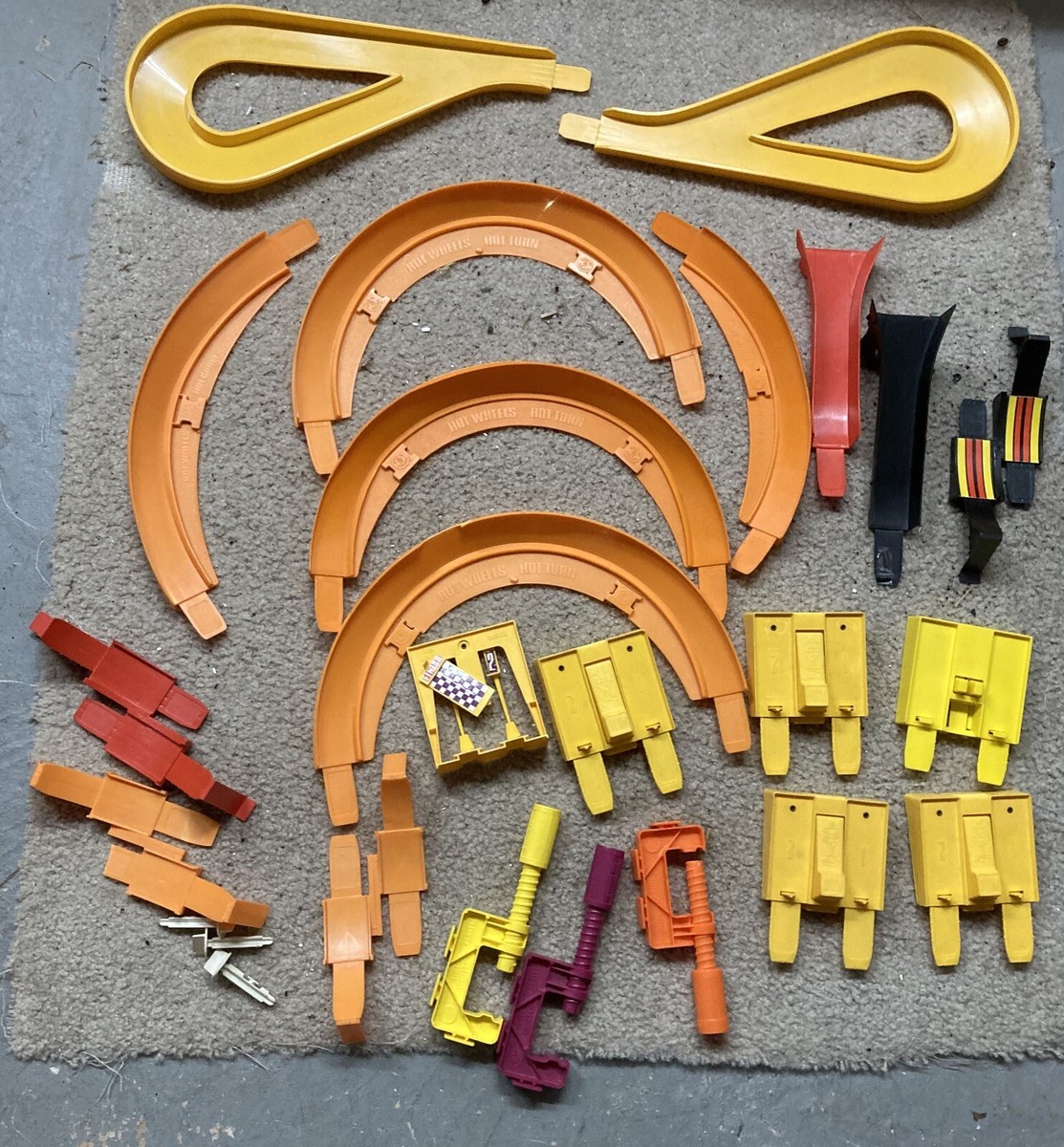 HUGE Lot - Vintage 60s/70s Mattel Red Line Hot Wheels Sizzlers