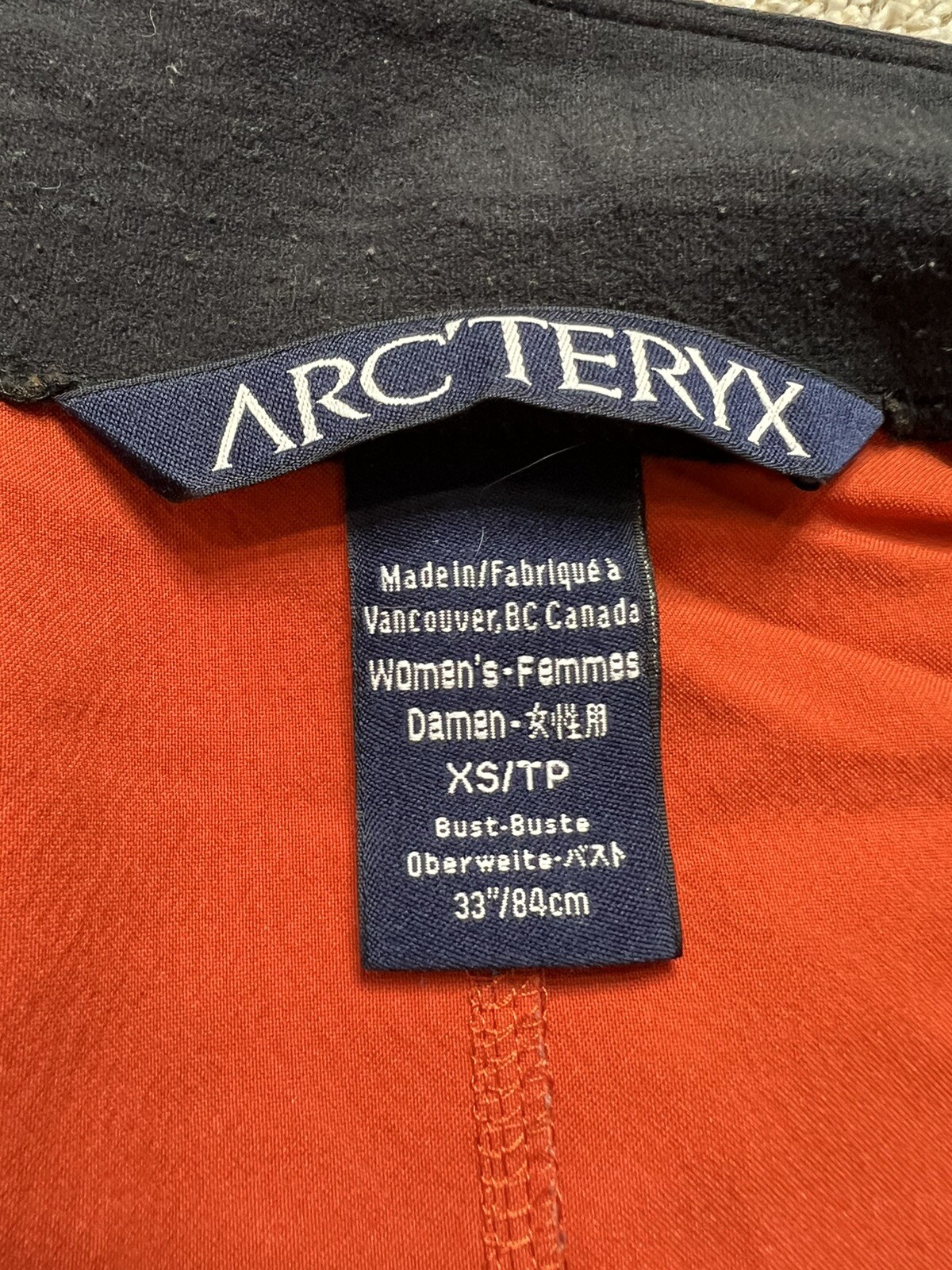 ARC'TERYX Giacca Arcteryx Vintage Soft Shell full zip taglia xs made in Canada