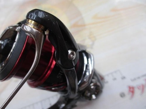 Shimano 16 STRADIC CI4+ 2500HGS Spinning Reel Gear Ratio 5.0:1 in stock - Picture 3 of 7
