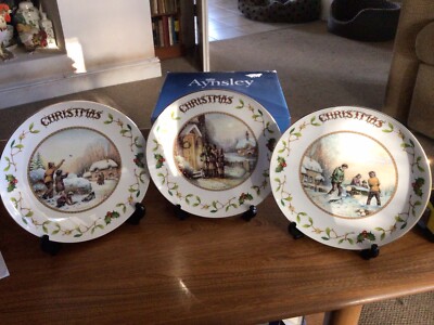 3 Aynsley Weihnachtsplatten alle in OVP.