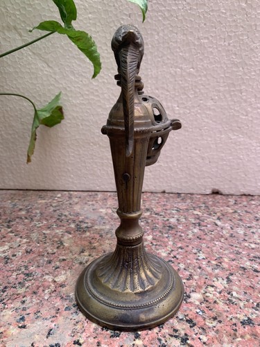 Vintage Brass Parrot Bird Stand Candle Holder Oil Lamp Table Decor Dhoop Dani - Picture 8 of 10