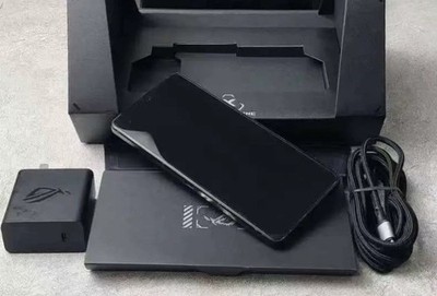 95NEW Asus ROG Phone 8 Pro 6.78'' 50MP 5G 16+512GB Android gaming phone Global